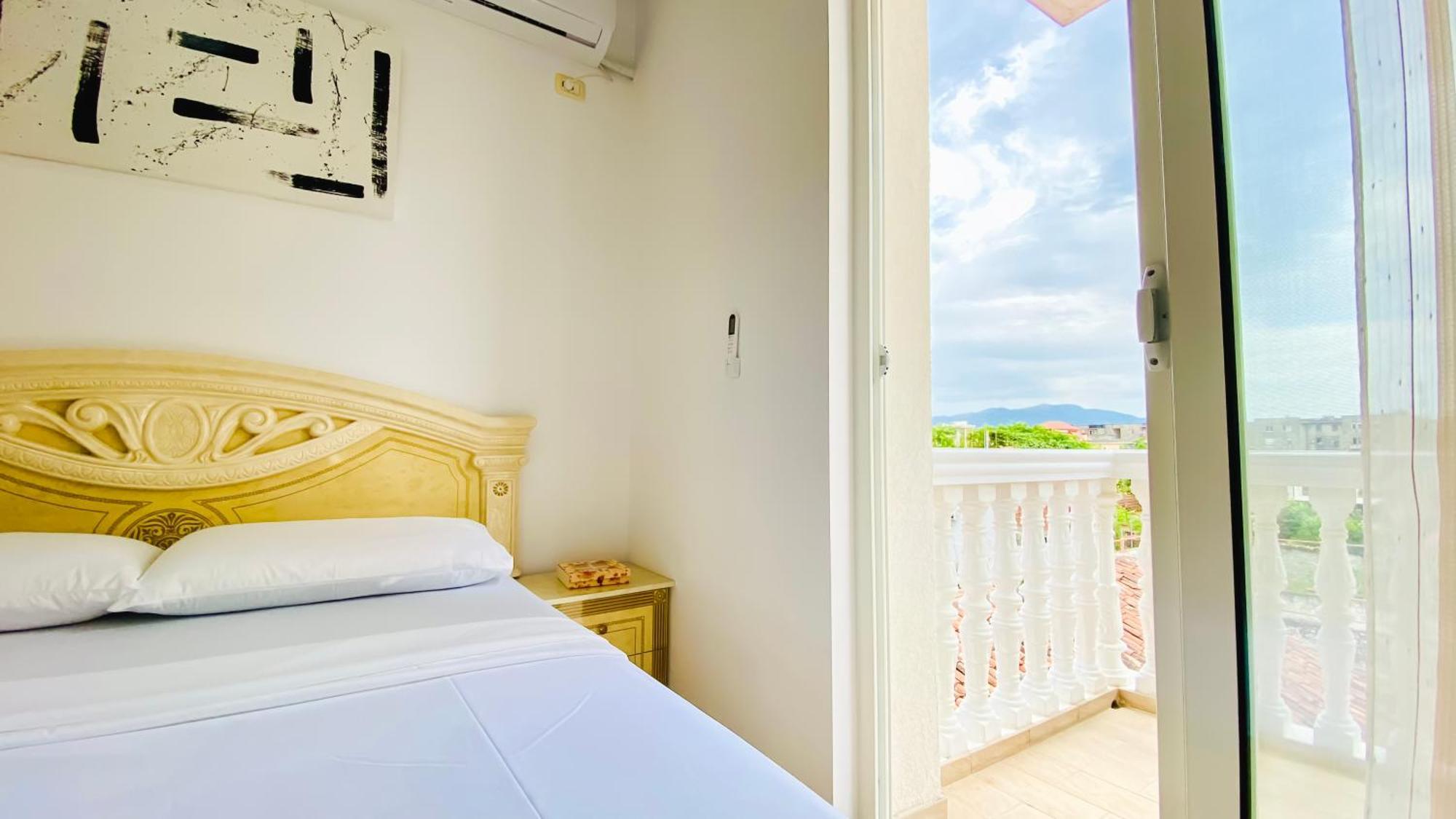 Northgate Apart-Villa Shkoder Exterior photo