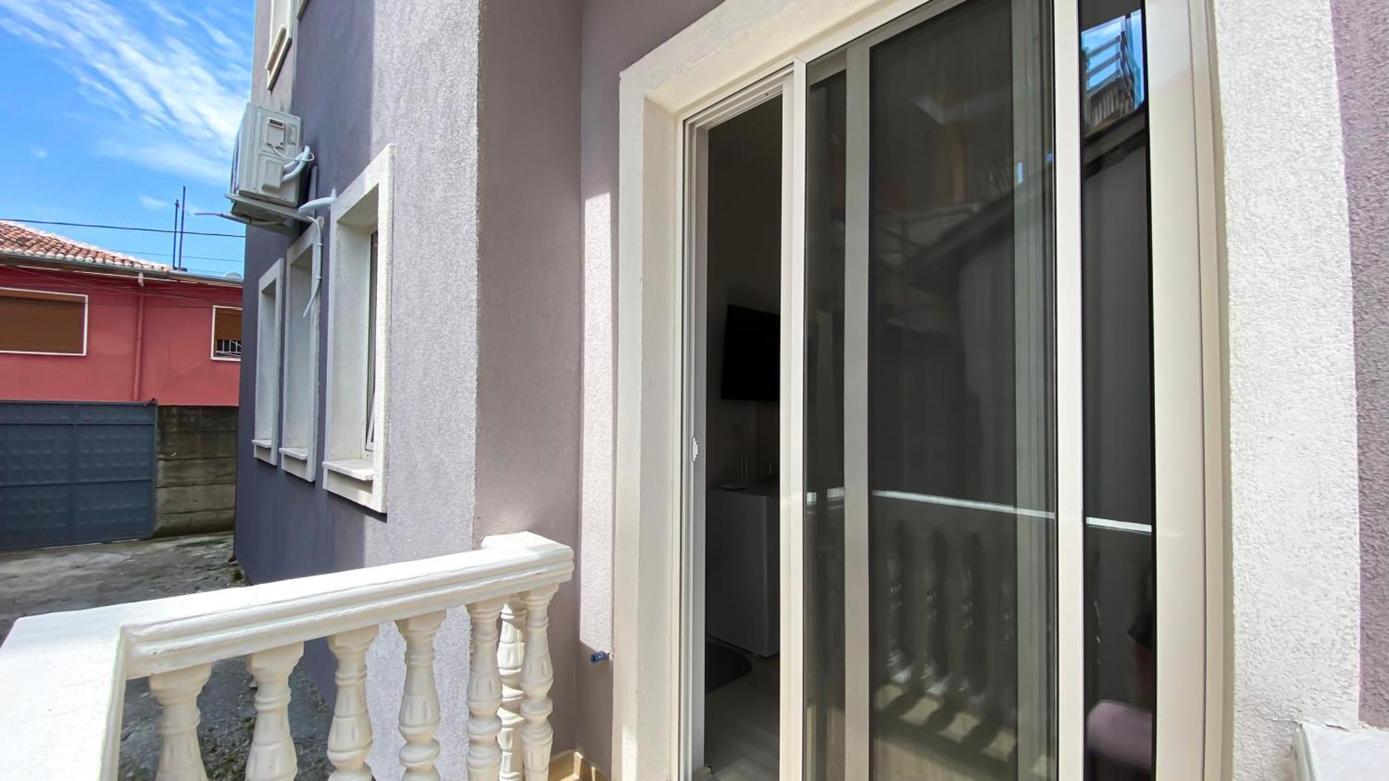 Northgate Apart-Villa Shkoder Exterior photo
